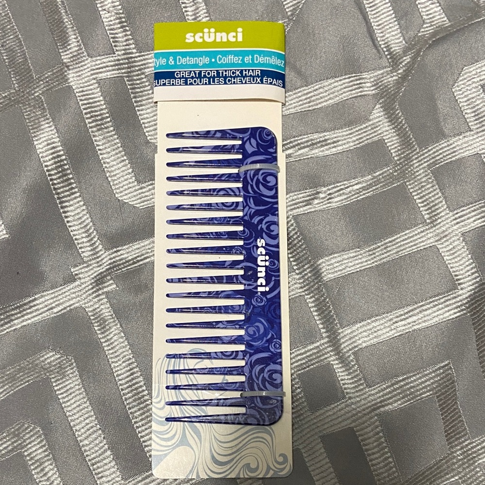 Scunci Swirl Patterned Blue Hair Comb